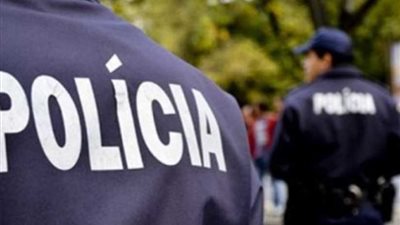 مجهولون يلقون قنابل حارقة على مركز للشرطة بالبرتغال