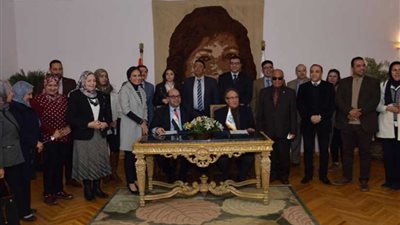 بروتوكول تعاون بين جامعة مصر للعلوم والتكنولوجيا ومركز إعداد القادة