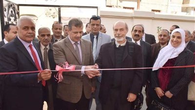 محافظة أسيوط تفتتح قاعة تنمية المعلمين ودمج الأطفال ذوي الإعاقات بمدرسة خديجة يوسف الثانوية..(صور )