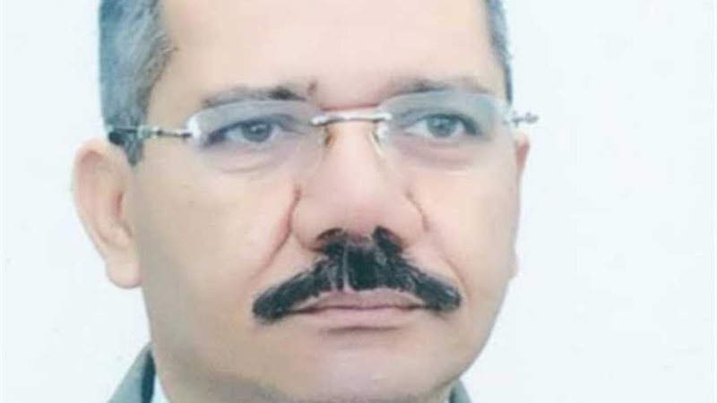 الشاعر محمد الشحات