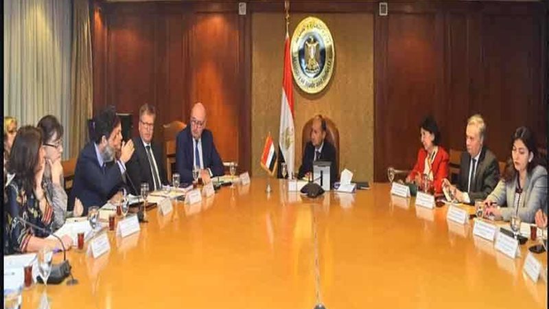 القاهرة تستضيف اجتماعات