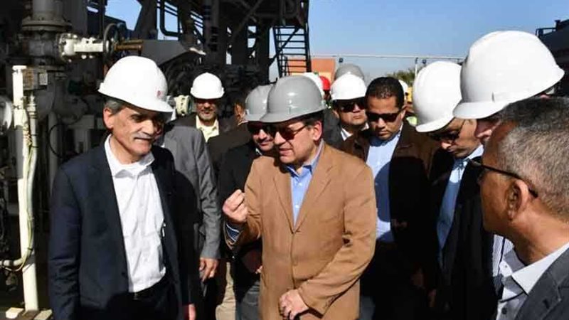 البترول: مجمع لإنتاج