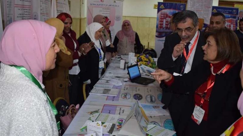 افتتاح معرض لـ 28