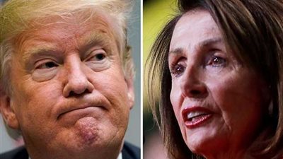 ترامب يتراجع أمام بيلوسي وينزل عند طلبها تأجيل خطابه أمام الكونغرس