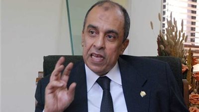 وزير الزراعة ومحافظ البحر الأحمر يتفقدان المجزر الآلي الجديد بالغردقة