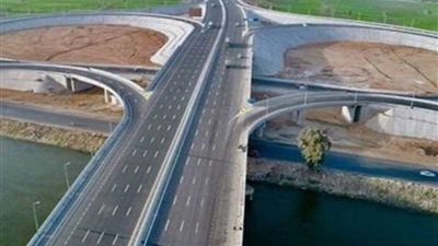 إغلاق جزئي للطريق الإقليمي بعد اصطدام سيارة بالحواجز الخرسانية