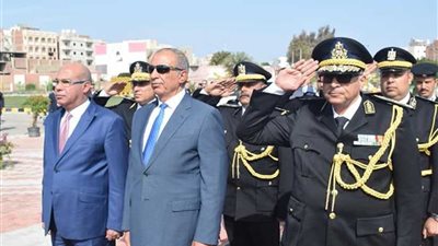 محافظ البحر الأحمر:رجال الشرطة يضربون أروع الأمثلة في الفداء والتضحية