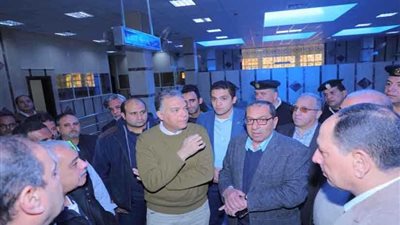 وزير النقل يتابع تشطيبات محطة المرج الجديدة.. صور