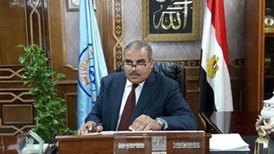 جامعة الأزهر تؤكد أهمية التوسع بتجربة الامتحان والتصحيح الإلكتروني 