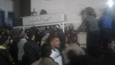 تشييع جثماني طفلين توفيا غرقًا في بحيرة المنزلة