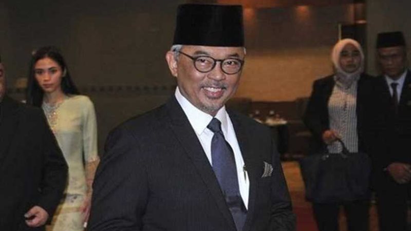 انتخاب ملك جديد على