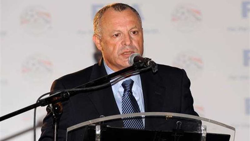 أبو ريدة يضع الرتوش