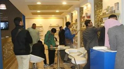 الطيب وخلاف والباقوري الأكثر إقبالا في جناح الأزهر