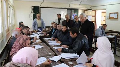 مدير تعليم البحيرة يشدد على دقة تصحيح الامتحانات