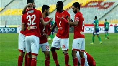 أجاي والشحات يقودان تشكيل الأهلي أمام دجلة