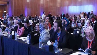 عبلة الألفي: العنف يؤثر سلبا على الحالة النفسية والقدرات الجسدية للأطفال