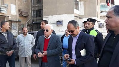محافظ بورسعيد يتابع نتائج حملات إزالة الإشغالات بالزهور