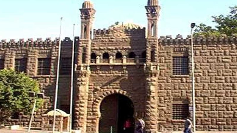 معرض فني بمتحف قصر