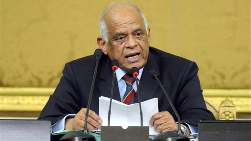 البرلمان يستجوب وزيرة