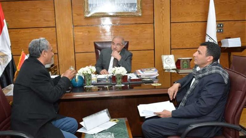 الجمال يلتقي رئيس