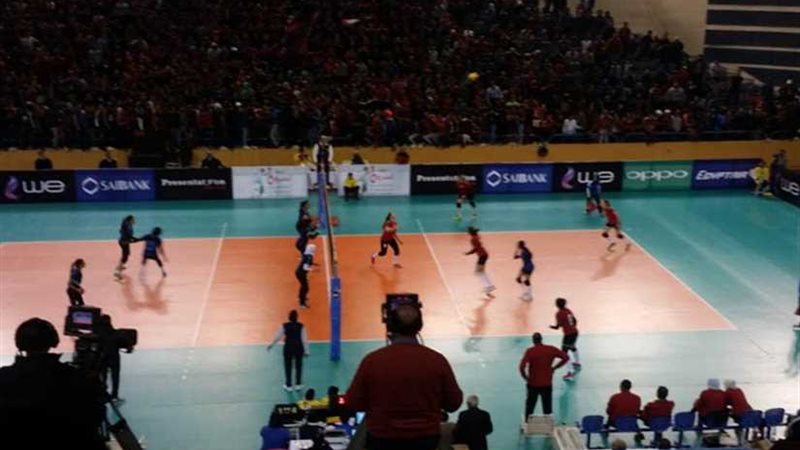 طائرة سيدات الأهلي