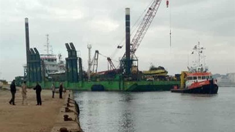 استمرار الملاحة بميناء