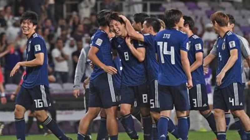 منتخب اليابان يتأهل
