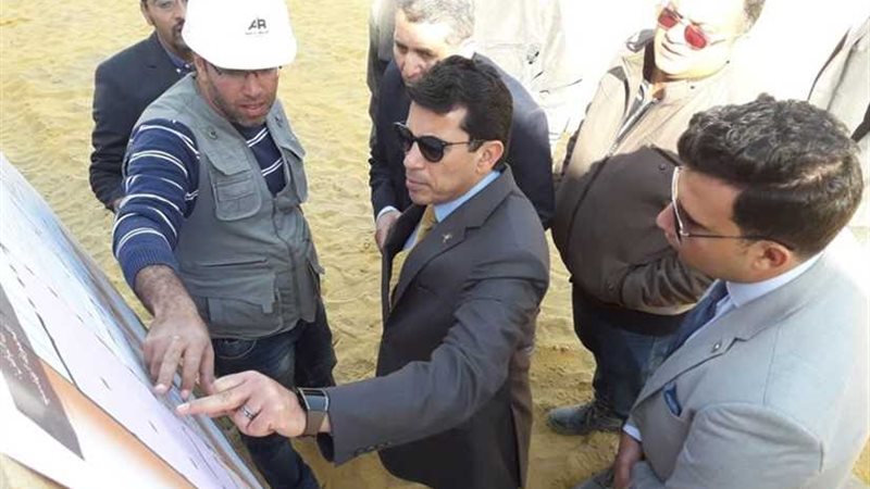 وزير الشباب يتابع