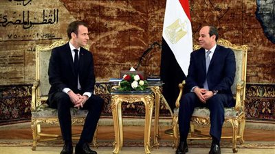 موجز الرابعة.. الإعلام الفرنسى يشيد بالسيسى ..وقرارات هامة لمجلس الوزراء