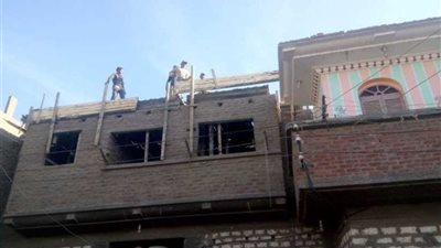 إزالة 5 حالات تعد ورفع المخلفات بالغنايم