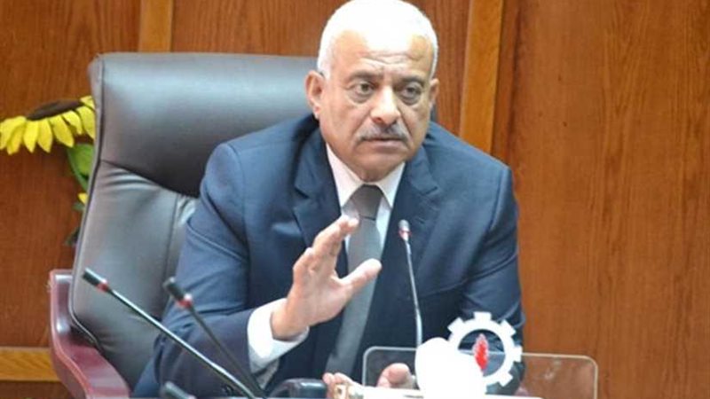 محافظ السويس يطالب