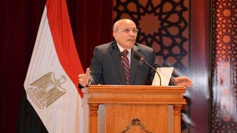 العصار يستعرض تقريرًا