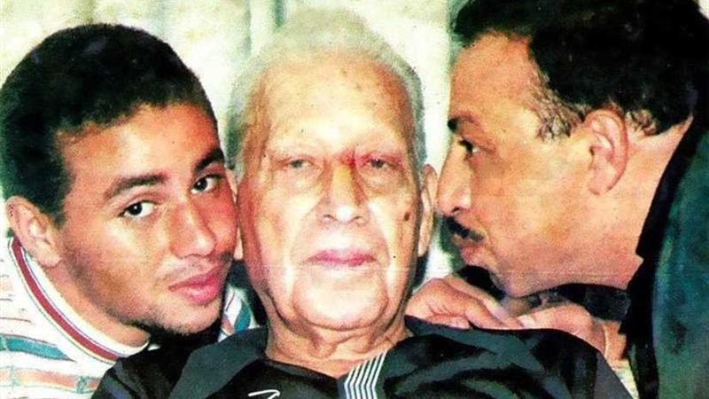 معرض الكتاب يحتفي