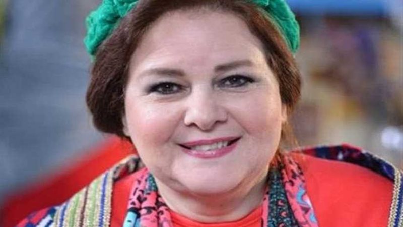 دلال عبد العزيز تفوز