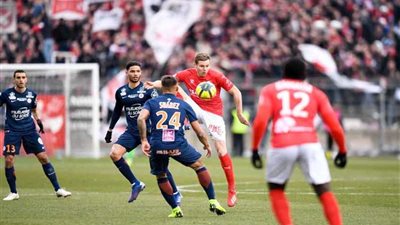 تعادل مونبيلييه مع نيم أولمبيك في الدوري الفرنسي