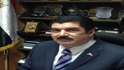 محافظ القليوبية ووزير النقل يناقشان تنفيذ مشروعات خدمية