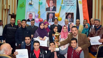 تكريم 47 طالبا وطالبة من المتفوقين في مسابقة أوائل الطلاب بالقليوبية