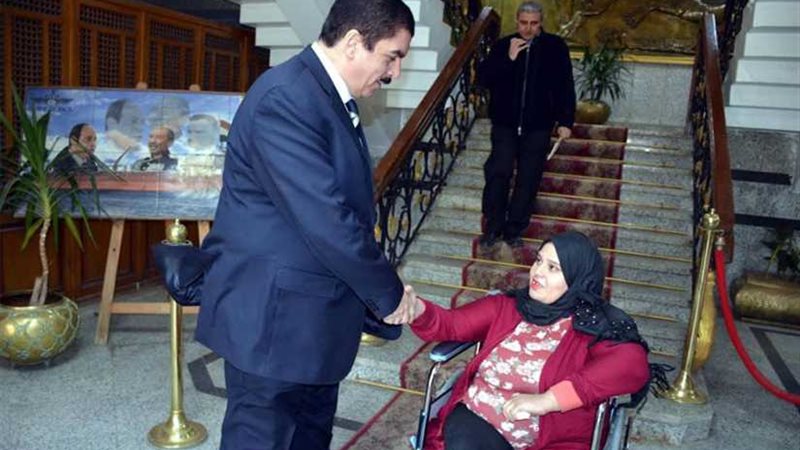 في لمسة إنسانية..