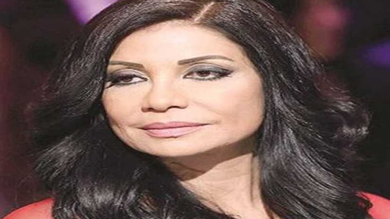 نجمات الفن : تفاصيل