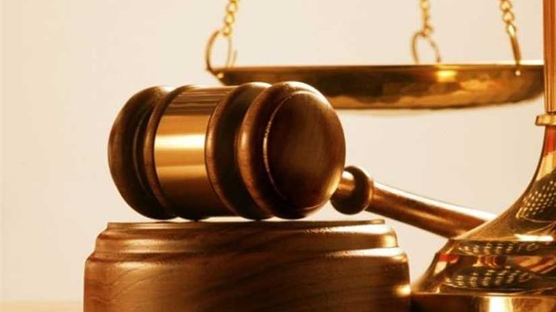 إعادة محاكمة محافظ