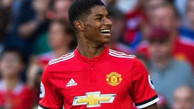 مانشستر يونايتد الإنجليزي يبدأ مفاوضات التجديد لمهاجمه راشفورد