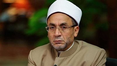 800 كتاب جائزة للفائزين بمسابقة التوعية ضد الفكر المتطرف