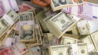 تعرف على أسعار العملات أمام الجنيه.. اليوم الأربعاء