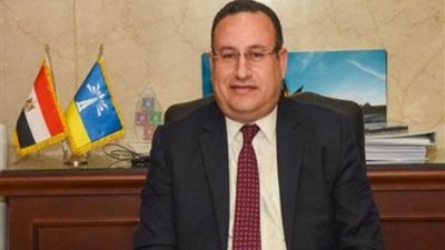 قنصوة: الدولة تعمل بجميع أجهزتها لدعم المشروعات المتوسطة والصغيرة