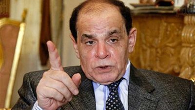 صلاح فوزى: دساتير العالم 