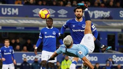 مانشستر سيتي يهزم إيفرتون ويتصدر الـ