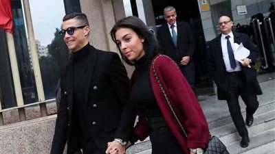 صديقة رونالدو تكشف طبيعة العلاقة مع 