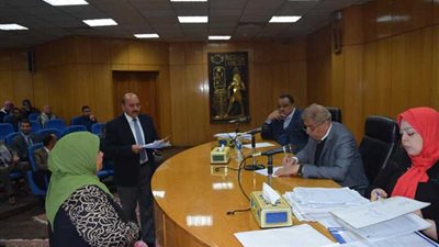 محافظ المنيا يوجه بإزالة فورية لـ 3 حالات تعد على أملاك الدولة