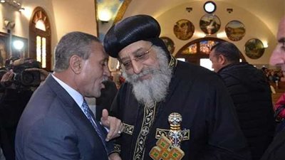 عثمان يهنئ أقباط الإسماعيلية بزيارة البابا تواضروس الرعوية