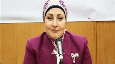 رئيس برلمانية 